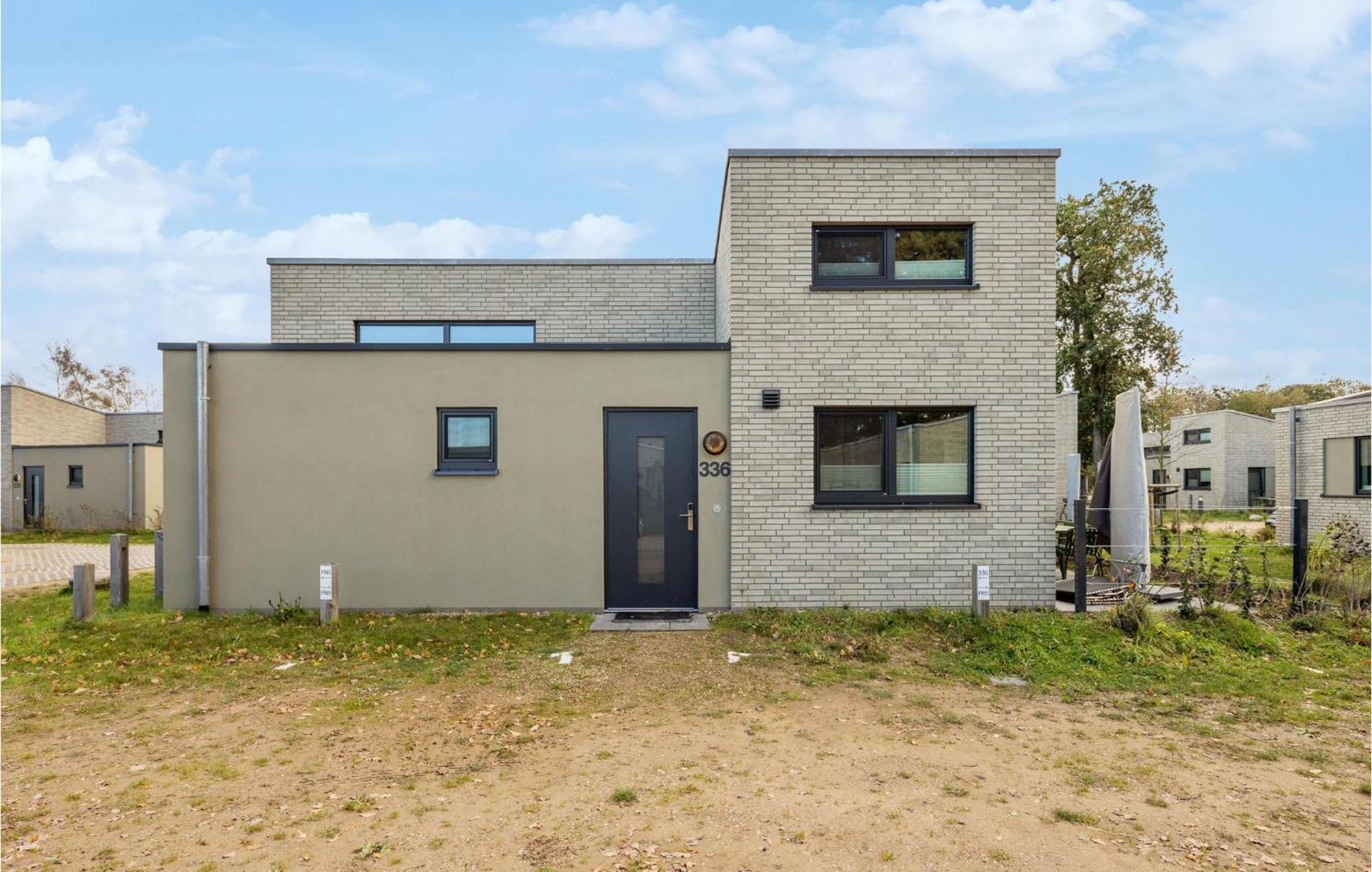 2 Bedroom Cozy Home In Lembruch-Duemmer See Zewnętrze zdjęcie